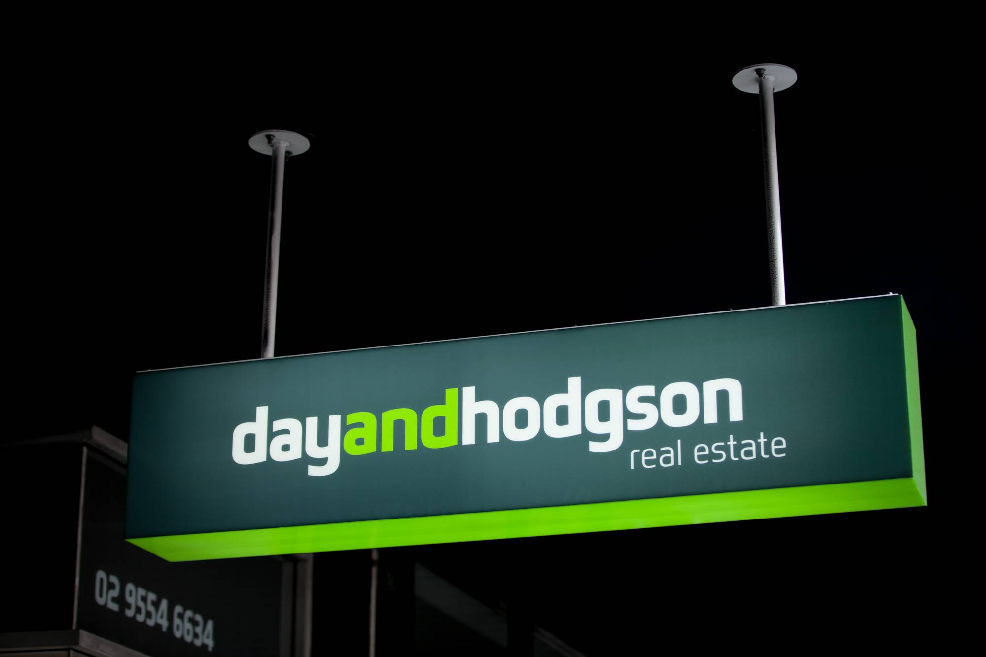 Day and Hodgson Lightbox